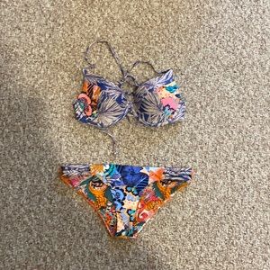 New without tags. Never worn. Medium top and medium bottom.